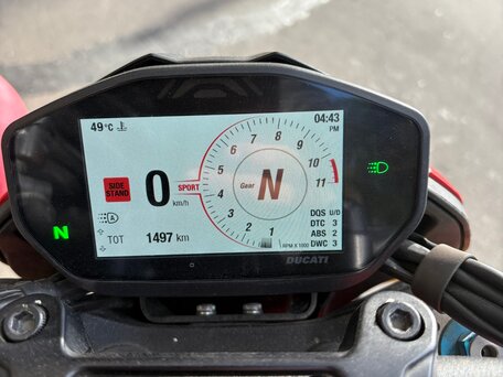 2025 Ducati Hypermotard, красный, 2150000 рублей, вид 5