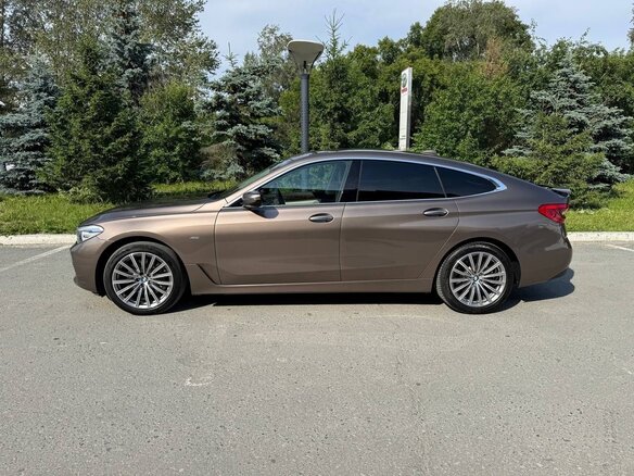 2018 BMW 6 серии Gran Turismo 630d xDrive IV (G32), бежевый, 4550000 рублей - вид 6