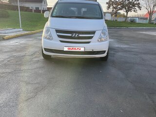 2008 Hyundai H-1 II, белый, 1550000 рублей, вид 2