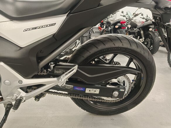 2013 Honda NC 700S, белый, 450000 рублей - вид 15