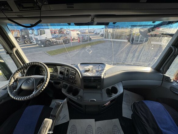 2013 Mercedes-Benz Actros, красный, 2950000 рублей - вид 20