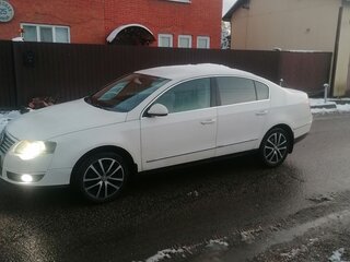 2008 Volkswagen Passat B6, белый, 740000 рублей, вид 3