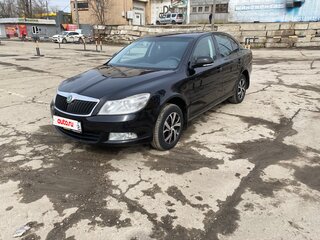 2011 Skoda Octavia II (A5) Рестайлинг, чёрный, 665000 рублей, вид 1