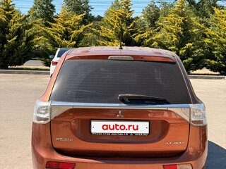 2012 Mitsubishi Outlander III, оранжевый, 1250000 рублей, вид 5