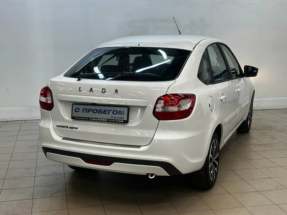 2025 Lada (ВАЗ) Granta I Рестайлинг, белый, 1154000 рублей - вид 3