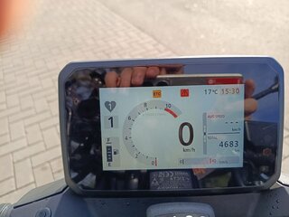 2025 Honda CB 750 Hornet, серебристый, 850000 рублей, вид 2