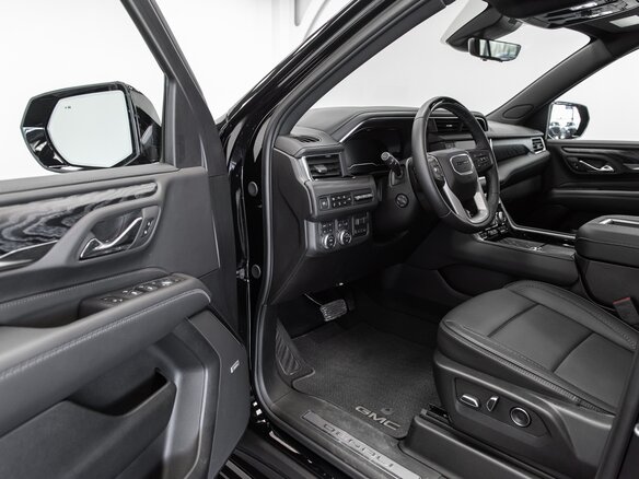 2024 GMC Yukon V, чёрный, 11790000 рублей - вид 10