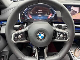 2025 BMW 5 серии Long 530Li xDrive VIII (G60/G61/G68), белый, 6116225 рублей, вид 5