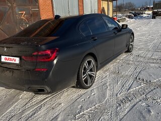 2017 BMW 7 серии Long 750Li xDrive VI (G11/G12), чёрный, 4000000 рублей, вид 2