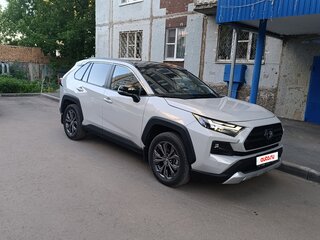 2024 Toyota RAV4 V (XA50), белый, 4000000 рублей, вид 1