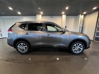 2017 Nissan X-Trail III, серый, 1890000 рублей, вид 2