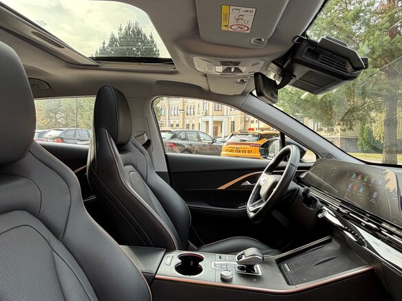2024 Omoda C5 I, синий, 1700000 рублей - вид 6