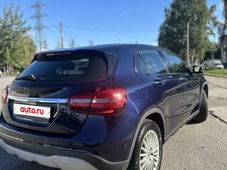 2017 Mercedes-Benz GLA 200 I (X156) Рестайлинг, синий, 1490000 рублей, вид 4