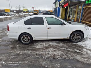 2012 Skoda Octavia II (A5) Рестайлинг, белый, 327000 рублей, вид 3