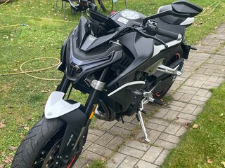 CFMoto 800NK