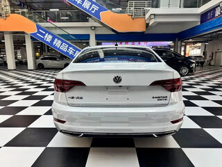 2022 Volkswagen Sagitar III Рестайлинг, белый, 1370000 рублей, вид 4