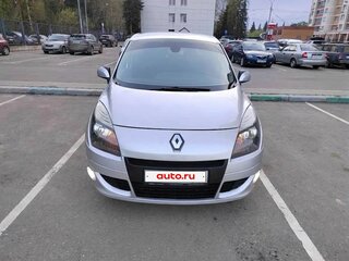 2010 Renault Scenic III, серебристый, 650000 рублей, вид 2