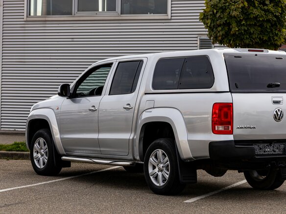 2012 Volkswagen Amarok I, серебристый, 1695000 рублей - вид 7