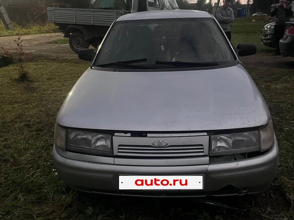 2002 Lada (ВАЗ) 2112, серебристый, 47000 рублей