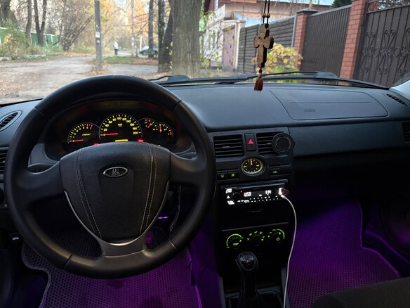 2011 Lada (ВАЗ) Priora I, серый, 450000 рублей - вид 12