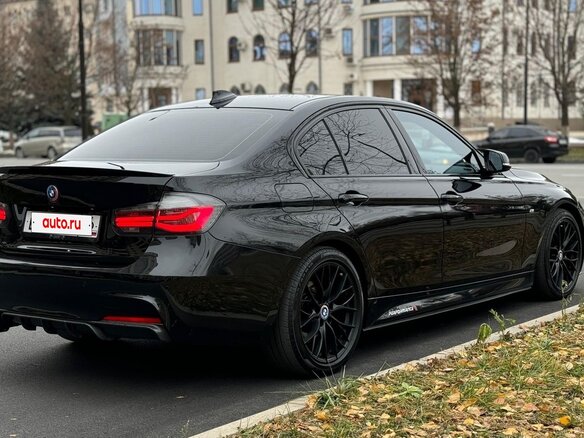 2018 BMW 3 серии 320d VI (F3x) Рестайлинг, чёрный, 2300000 рублей - вид 5