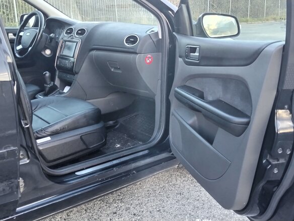 2007 Ford Focus II, чёрный - вид 14