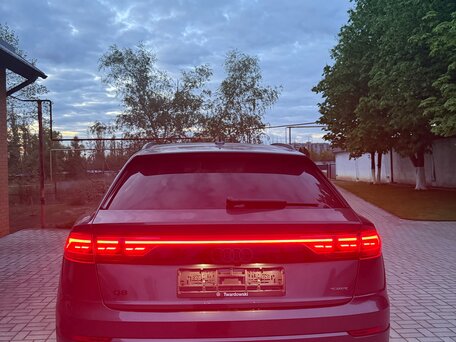 2025 Audi Q8 50 TDI I (4M) Рестайлинг, серый, 12950000 рублей, вид 4