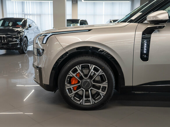 2026 Lynk & Co 900, серый, 7900000 рублей - вид 34