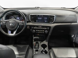 2021 Kia Sportage IV Рестайлинг, белый, 2530600 рублей, вид 4