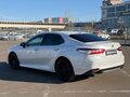 2021 Toyota Camry VIII (XV70), белый, 2790000 рублей - вид 2