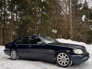 1998 Mercedes-Benz S-Класс 320 III (W140) Рестайлинг, синий, 700000 рублей, вид 5