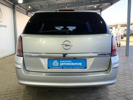 2010 Opel Astra H Рестайлинг, серебристый, 589000 рублей, вид 4