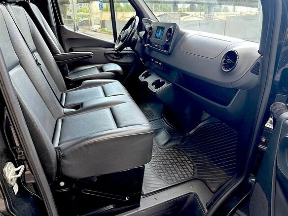 2021 Mercedes-Benz Sprinter, чёрный, 4500000 рублей - вид 13