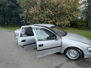 1998 Opel Vectra B, серебристый, 45000 рублей, вид 2