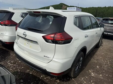 2026 Nissan X-Trail III Рестайлинг 2, белый, 2650000 рублей, вид 4