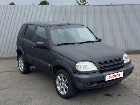 2004 Chevrolet Niva I, чёрный, 300000 рублей - вид 4