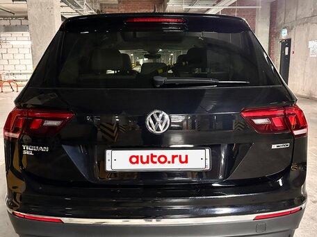 2019 Volkswagen Tiguan Allspace II, чёрный, 3000000 рублей, вид 4