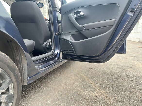 2010 Volkswagen Polo V, синий, 580000 рублей - вид 17