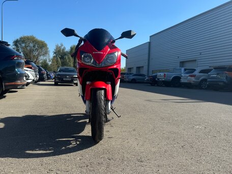 2001 Honda CBR 600F, красный, 450000 рублей, вид 2