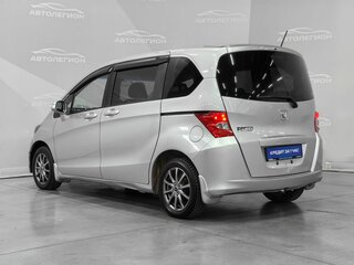 2011 Honda Freed I, серый, 980000 рублей, вид 3