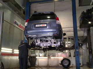 2010 Toyota Land Cruiser Prado 150 Series, серый, 4330000 рублей, вид 4