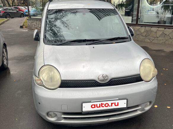 2003 Toyota Sienta I, серый