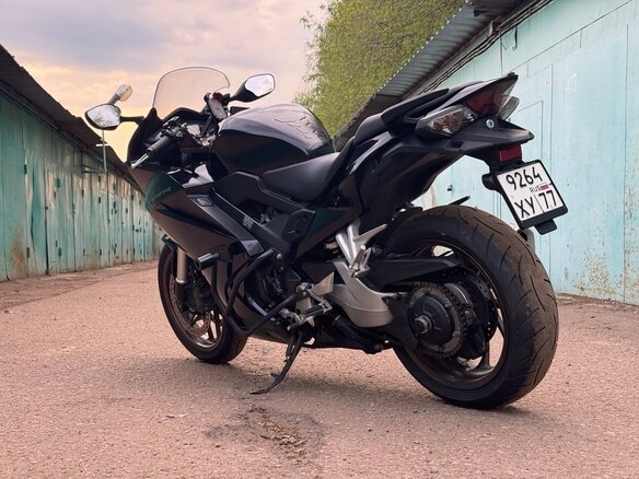 2017 Honda VFR 800, чёрный, 670000 рублей