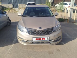 2015 Kia Rio III Рестайлинг, бежевый, 780000 рублей, вид 2