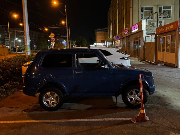 2012 Lada (ВАЗ) 2121 (4x4) I Рестайлинг, синий, 275000 рублей - вид 4