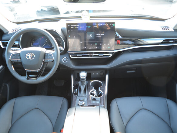 2025 Toyota Highlander IV (XU70), чёрный, 5149000 рублей - вид 12