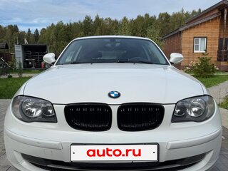 2011 BMW 1 серии 116i I (E81/E82/E87/E88) Рестайлинг, белый, 899000 рублей, вид 2