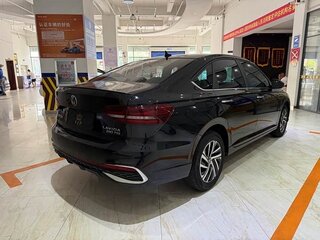 2023 Volkswagen Lavida III Рестайлинг, чёрный, 1310400 рублей, вид 4