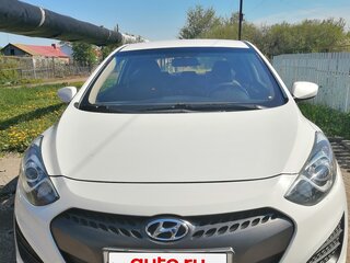 2013 Hyundai i30 II, белый, 820000 рублей, вид 2