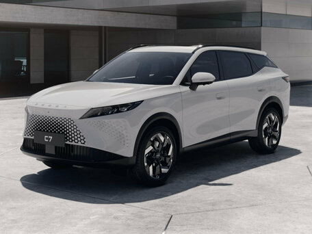 Omoda C7